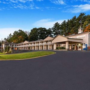 Super 8 By Wyndham Lake George/Downtown